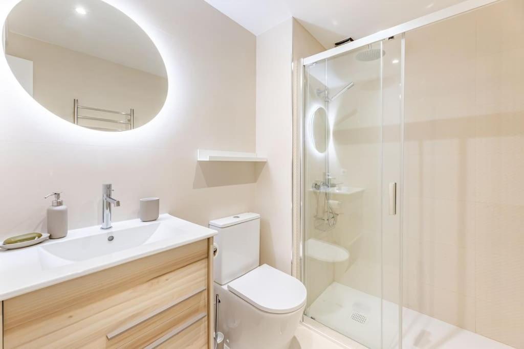 Newly Renovated, Sea View + Walk To Rdr381 Apartamento